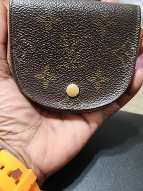 LOUIS VUITTON Monogram Porte-Monnaie Gousset Coin Purse